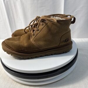Ugg  Men's Neumel Chukka Boots Sz 9